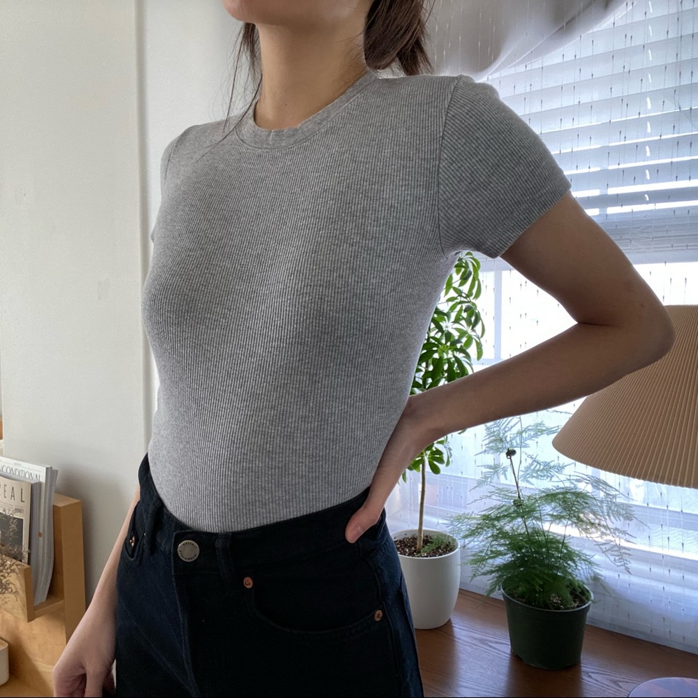 Basic crew neck top